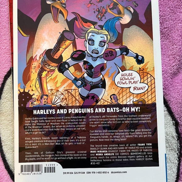 GRAPHIC NOVEL LOT- HARLEY QUINN - Picture 3 of 8